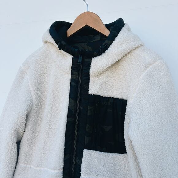 Sanctuary Women’s Reversible Midweight Camo Sherpa Jacket Full Zip XS Small - Picture 7 of 12